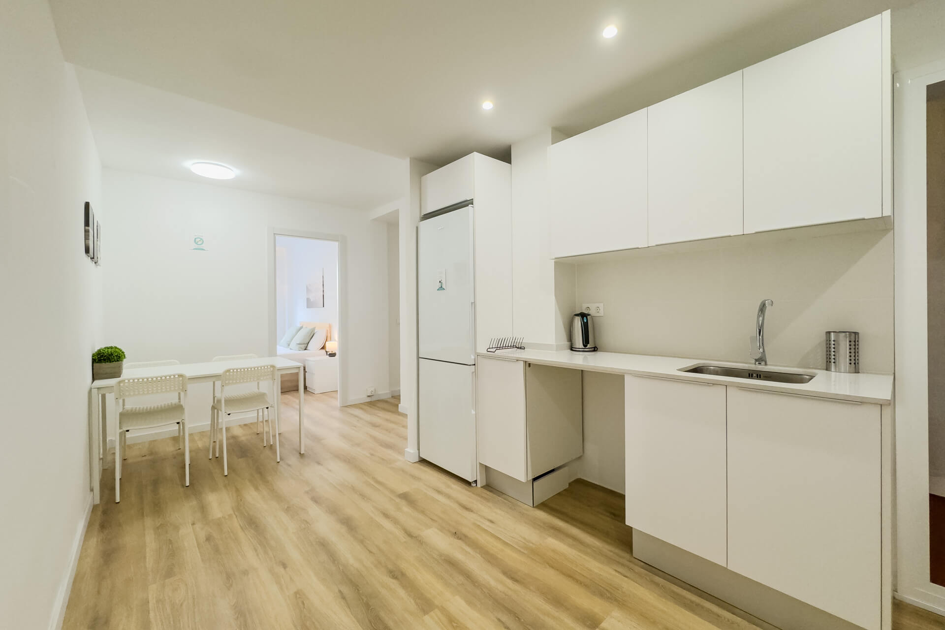 Barcelona Av. Meridiana 318 Floor Bis Apt 1b}